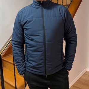 Men’s blue Oakley light jacket. Sz M